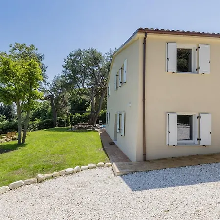Villa Petra *