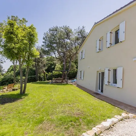 Petra Villa